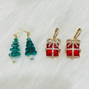 Set of 2 Crystal Christmas Tree & Bow Present Earrings Emerald Holiday Jewelry